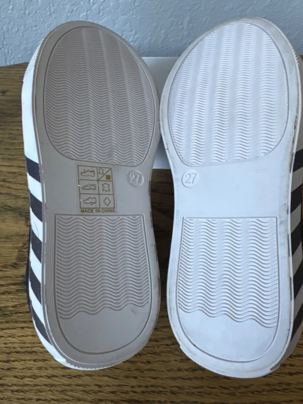 Ruby Label black denim sneakers white leather accents kids size 27 US 10
